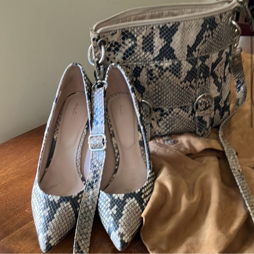 Aldo Snake‎ Print Pointed Toe Slingback Heels and Matching Crossbody